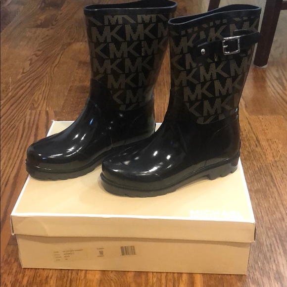 Michael Kors Black Rubber Rain boots - Picture 1 of 6